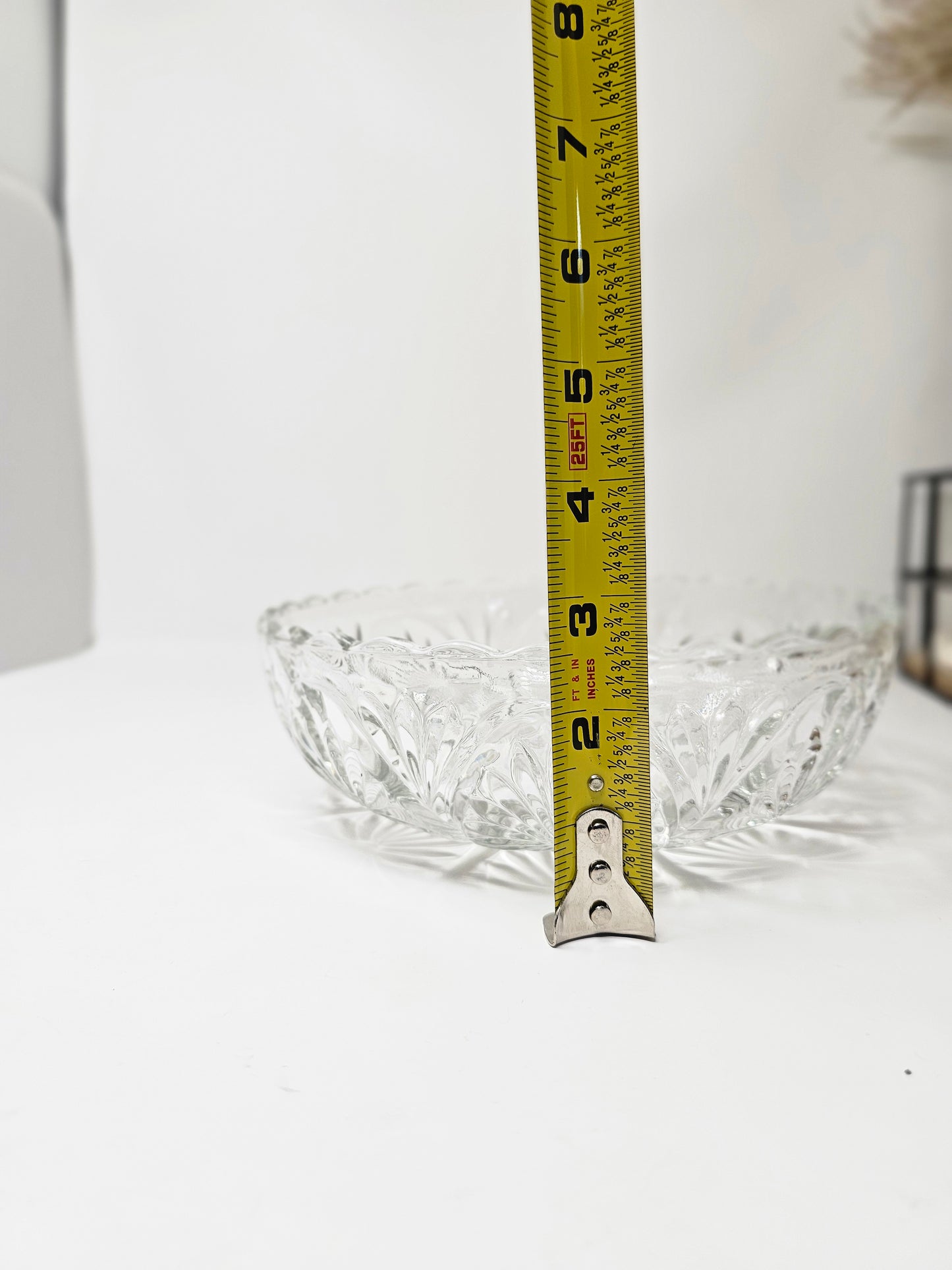 VINTAGE ANCHOR HOCKING GLASS BOWL/STAR CAMEO PATTERN