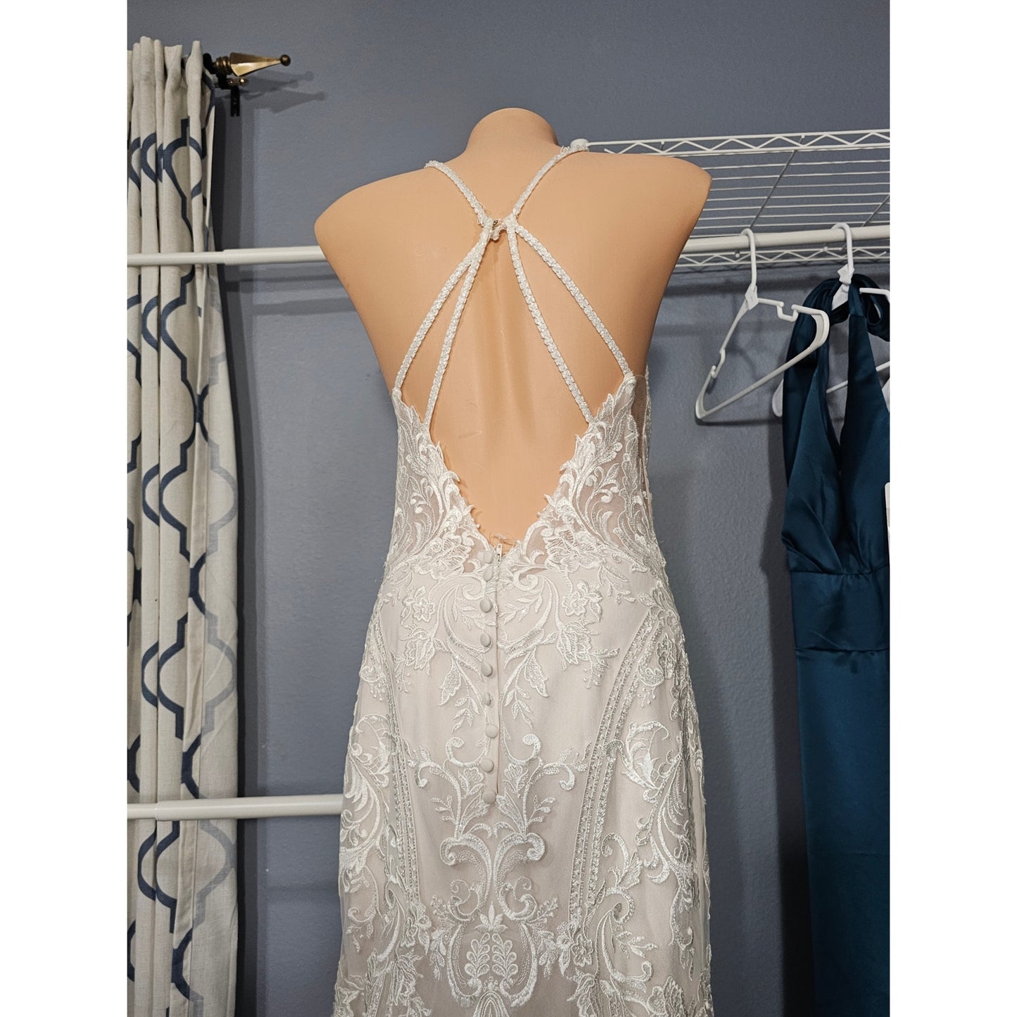 Stella York Wedding Dress Size 10 Ivory/Almond NWT Sample condition