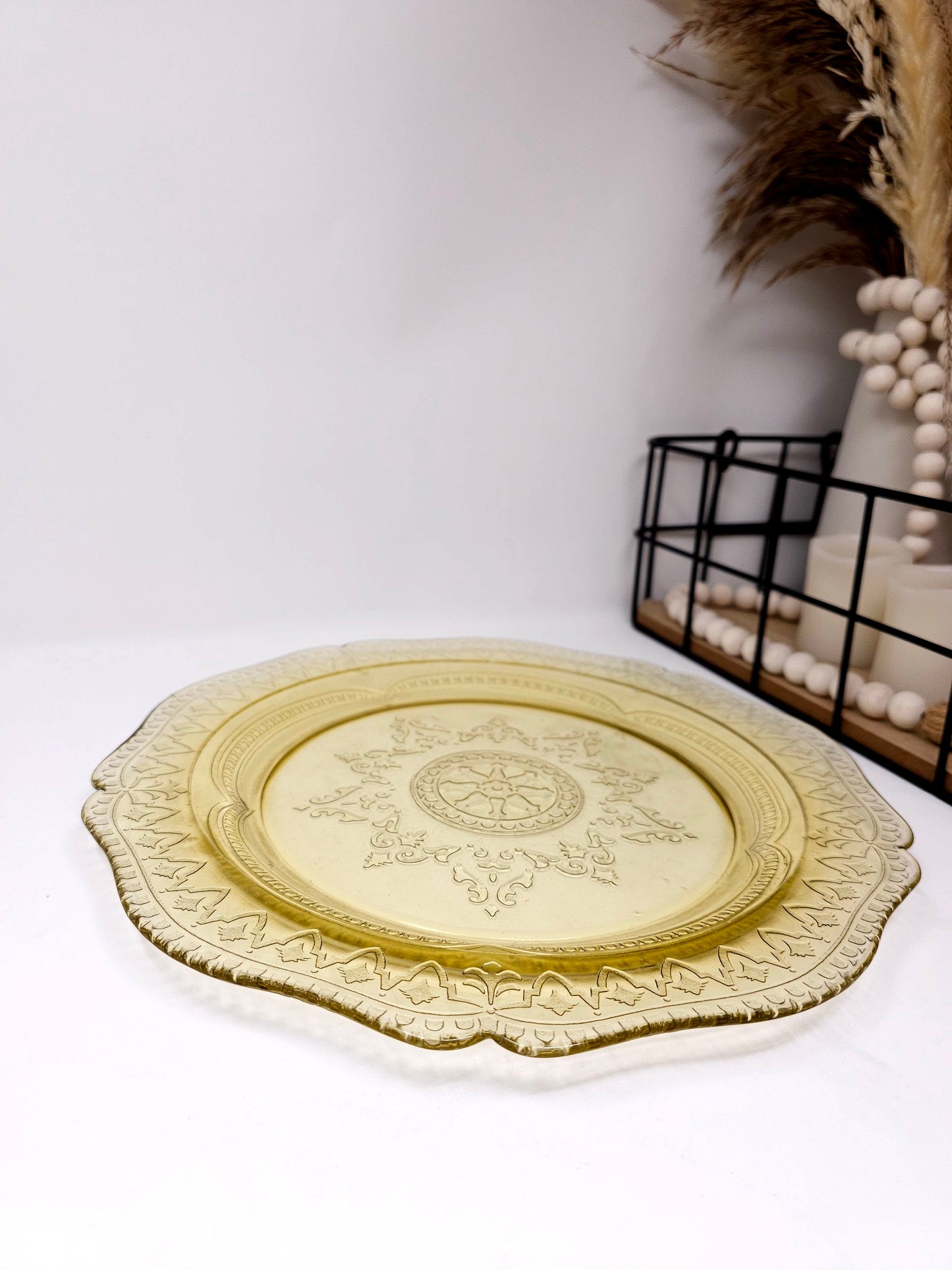 1930s Madrid Yellow Federal Glass Dinner Plates